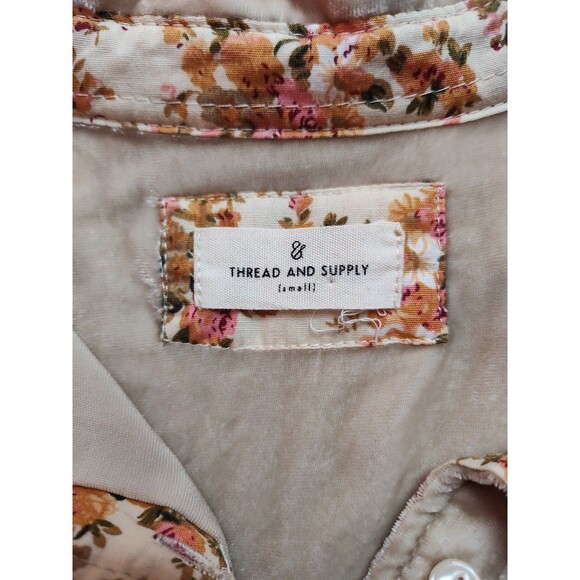 Women's Thread & Supply Velvet Long Sleeve Button Down Shirt Champagne Small - Picture 4 of 5